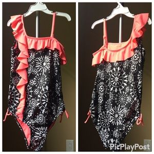 Cute JUSTICE ONE PIECE!